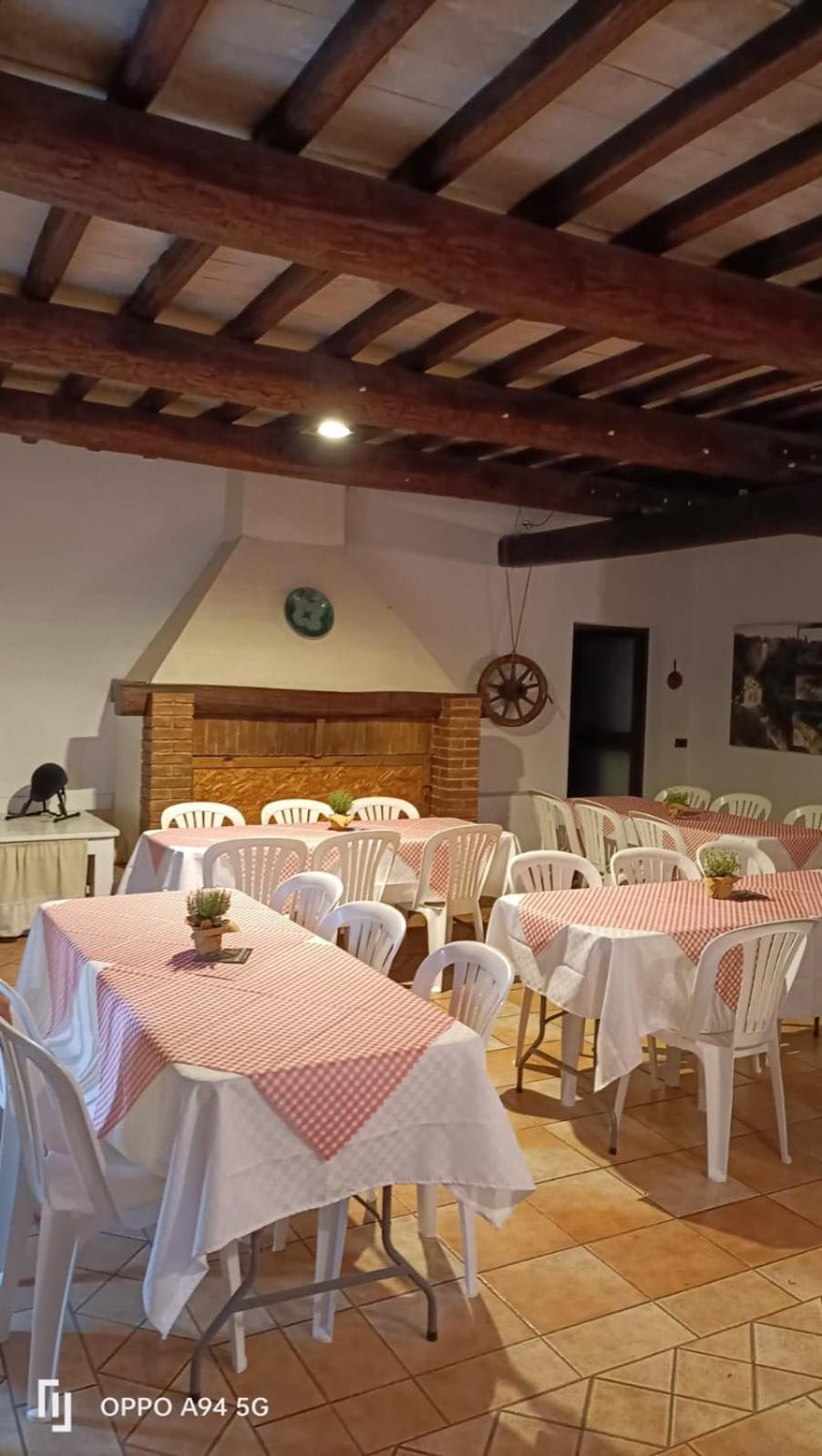 La Vecchia Stalla B&B 나르니 외부 사진