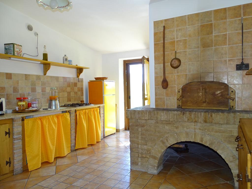 La Vecchia Stalla B&B 나르니 외부 사진