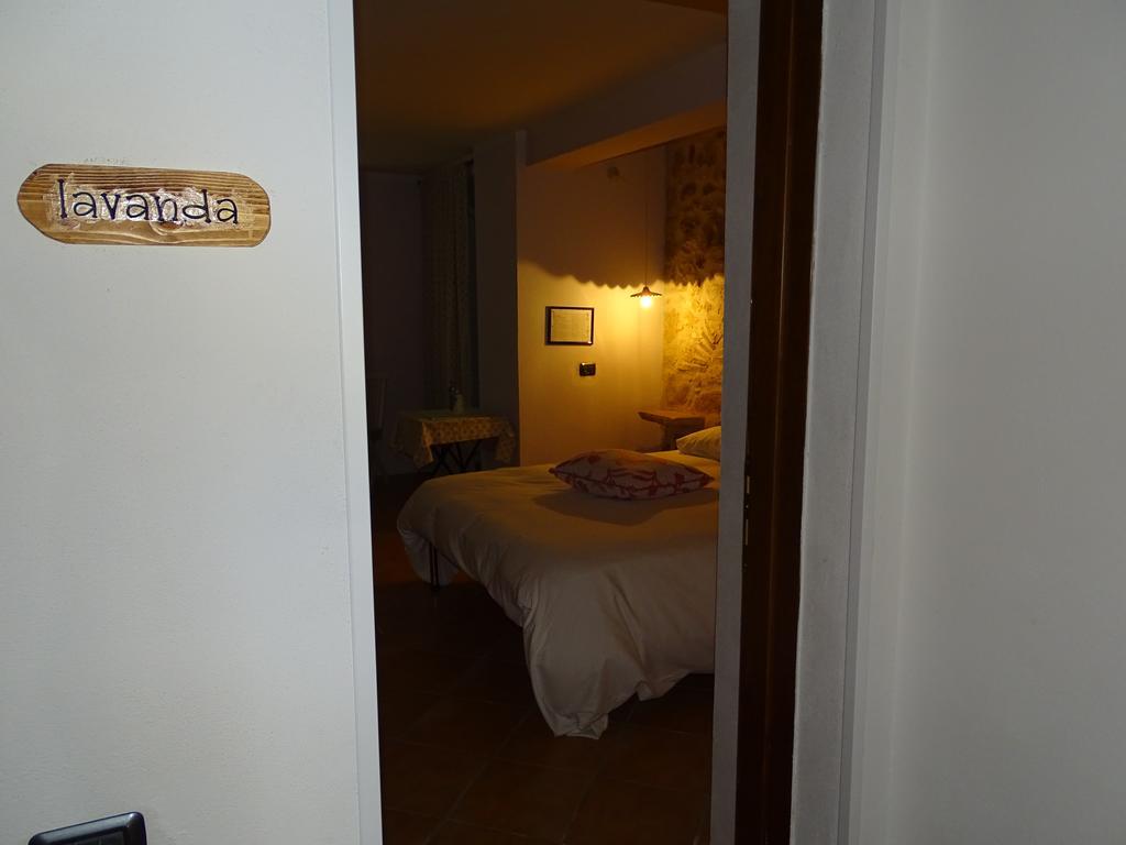 La Vecchia Stalla B&B 나르니 외부 사진