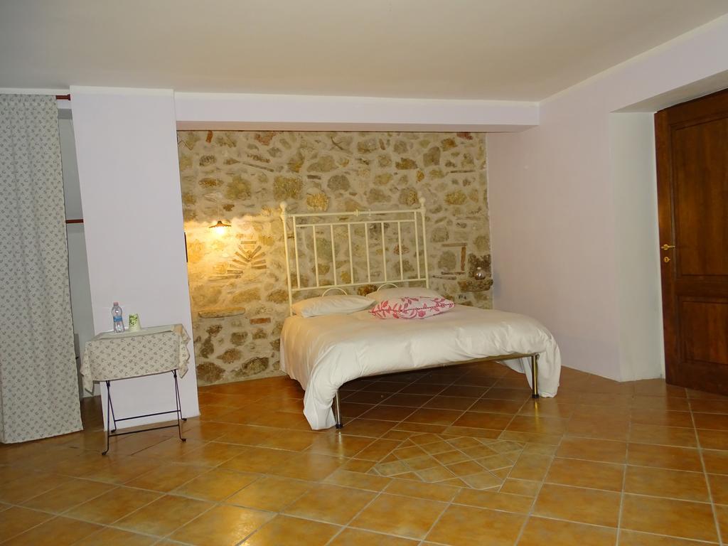 La Vecchia Stalla B&B 나르니 외부 사진